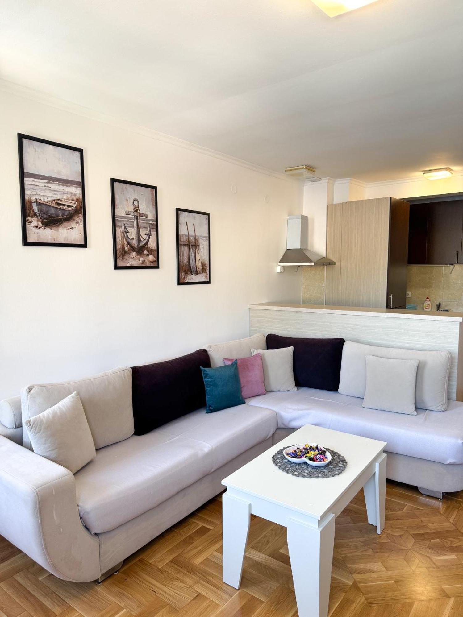 Petrovac Apartments First Line מראה חיצוני תמונה